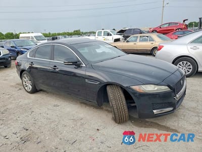 Czwarte zdjęcie samochodu z boku: 2017 JAGUAR XF PREMIUM VIN:SAJBD4BV5HCY30076 - miniatura