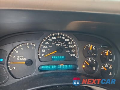 Zdjęcie 9 z 13 samochodu: 2003 GMC YUKON XL C1500 VIN:1GKEC16Z53J172987 - miniatura
