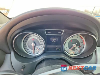 Zdjęcie 9 z 13 samochodu: 2015 MERCEDES-BENZ CLA 250 4MATIC VIN:WDDSJ4GB5FN180114 - miniatura