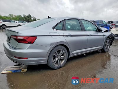 Trzecie zdjęcie samochodu z tyłu: 2021 VOLKSWAGEN JETTA S VIN:3VWC57BU1MM047657 - miniatura