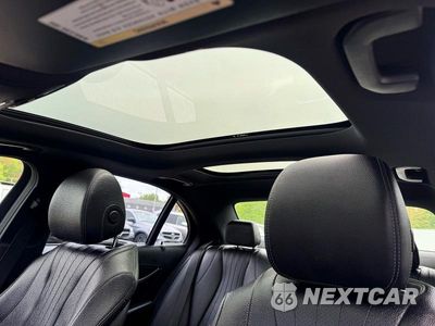 Zdjęcie 12 z 13 samochodu: 2018 MERCEDES-BENZ E 300 4MATIC VIN:WDDZF4KB5JA342279 - miniatura