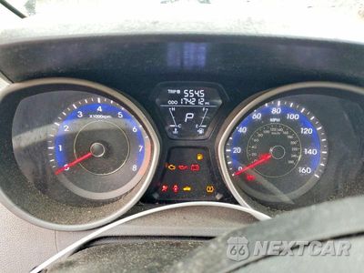 Zdjęcie 9 z 12 samochodu: 2013 HYUNDAI ELANTRA LIMITED VIN:KMHDH4AEXDU569007 - miniatura