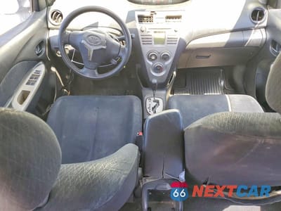 Zdjęcie 8 z 12 samochodu: 2007 TOYOTA YARIS BASE VIN:JTDBT923671142983 - miniatura