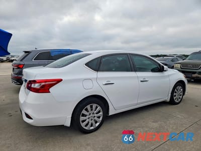 Trzecie zdjęcie samochodu z tyłu: 2019 NISSAN SENTRA S VIN:3N1AB7AP9KY212393 - miniatura
