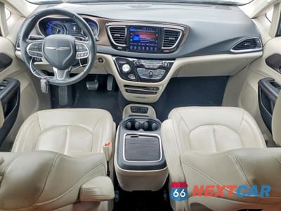Zdjęcie 8 z 13 samochodu: 2017 CHRYSLER PACIFICA TOURING L PLUS VIN:2C4RC1EG9HR543164 - miniatura