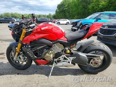 Trzecie zdjęcie samochodu z tyłu: 2021 DUCATI STREETFIGHTER V4 VIN:ZDMFAKNWXMB006709 - miniatura