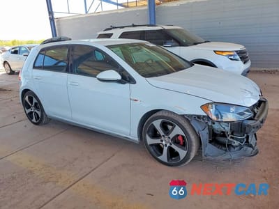 Czwarte zdjęcie samochodu z boku: 2015 VOLKSWAGEN GTI VIN:3VW5T7AU1FM100831 - miniatura