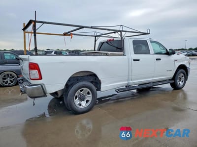Trzecie zdjęcie samochodu z tyłu: 2019 RAM 2500 TRADESMAN VIN:3C6UR5HJ6KG551475 - miniatura
