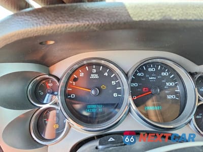 Zdjęcie 9 z 12 samochodu: 2008 CHEVROLET SILVERADO K1500 VIN:2GCEK190281218577 - miniatura