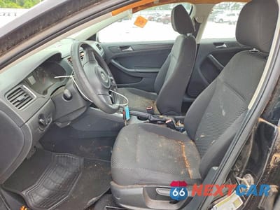 Zdjęcie 7 z 12 samochodu: 2013 VOLKSWAGEN JETTA BASE VIN:3VW2K7AJ0DM228342 - miniatura