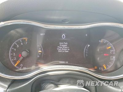 Zdjęcie 9 z 13 samochodu: 2015 JEEP GRAND CHEROKEE LAREDO VIN:1C4RJEAG0FC668496 - miniatura