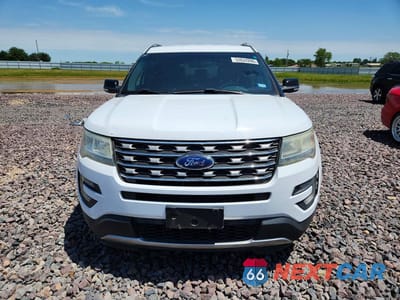 Piąte zdjęcie samochodu w środku: 2017 FORD EXPLORER XLT VIN:1FM5K7D82HGA10603 - miniatura