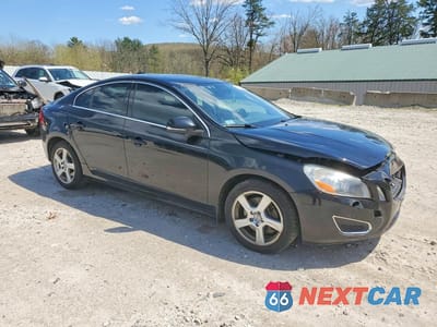 Czwarte zdjęcie samochodu z boku: 2012 VOLVO S60 T5 VIN:YV1622FS3C2129054 - miniatura