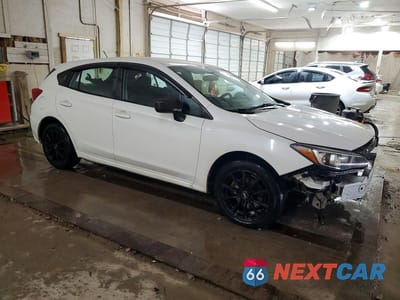 Czwarte zdjęcie samochodu z boku: 2019 SUBARU IMPREZA VIN:4S3GTAA60K3758484 - miniatura