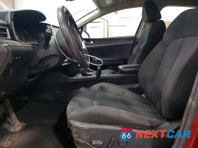 Zdjęcie 7 z 13 samochodu: 2021 KIA K5 LXS VIN:5XXG14J27MG050286 - miniatura