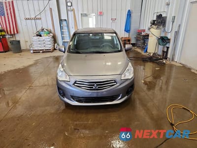 Piąte zdjęcie samochodu w środku: 2019 MITSUBISHI MIRAGE G4 ES VIN:ML32F3FJ7KHF13037 - miniatura