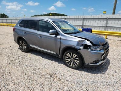 Czwarte zdjęcie samochodu z boku: 2020 MITSUBISHI OUTLANDER SE VIN:JA4AD3A39LJ000526 - miniatura