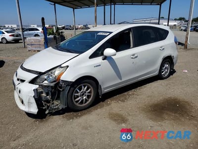 2013 TOYOTA PRIUS V THREE JTDZN3EU8D3218276 - główne zdjęcie licytacji z USA - miniatura