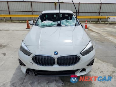 Piąte zdjęcie samochodu w środku: 2020 BMW 228XI VIN:WBA73AK09L7G04764 - miniatura