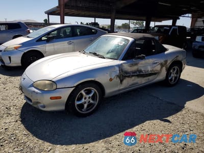 2001 MAZDA MX-5 MIATA BASE JM1NB353810205717 - główne zdjęcie licytacji z USA - miniatura