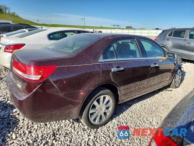 Trzecie zdjęcie samochodu z tyłu: 2012 LINCOLN MKZ HYBRID VIN:3LNDL2L32CR824169 - miniatura