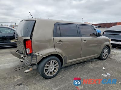 Trzecie zdjęcie samochodu z tyłu: 2011 TOYOTA SCION XB VIN:JTLZE4FE7B1129017 - miniatura