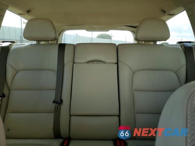 Zdjęcie 10 z 13 samochodu: 2012 VOLVO XC70 T6 VIN:YV4902BZ4C1140627 - miniatura