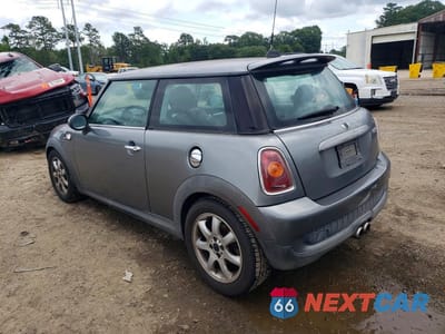 Drugie zdjęcie samochodu z przodu: 2007 MINI COOPER S VIN:WMWMF735X7TL91311 - miniatura