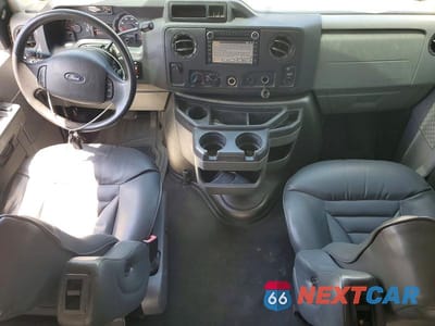 Zdjęcie 8 z 12 samochodu: 2009 FORD E350 RV VIN:1FDWE35S29DA03068 - miniatura