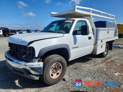 2002 CHEVROLET SILVERADO C2500 HEAVY DUTY 1GBHC24UX2E189155 - główne zdjęcie licytacji z USA - miniatura