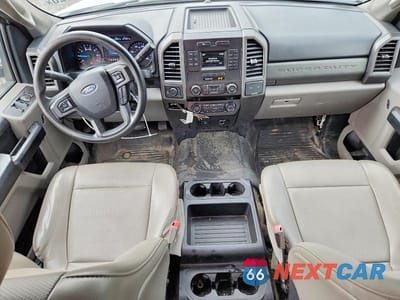Zdjęcie 8 z 12 samochodu: 2019 FORD F350 SUPER DUTY VIN:1FT8X3B65KEF52598 - miniatura
