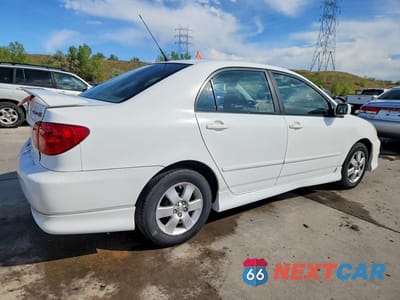 Trzecie zdjęcie samochodu z tyłu: 2005 TOYOTA COROLLA S VIN:1NXBR32E85Z401560 - miniatura