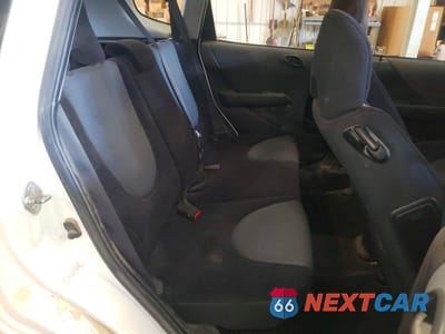 Zdjęcie 10 z 12 samochodu: 2007 HONDA FIT S VIN:JHMGD38657S068496 - miniatura