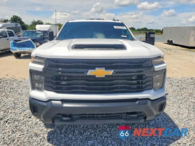 Piąte zdjęcie samochodu w środku: 2024 CHEVROLET SILVERADO K3500 VIN:1GB4YSEY0RF358105 - miniatura