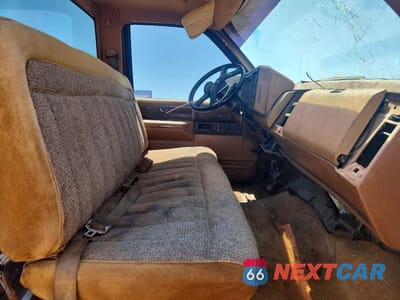 Zdjęcie 7 z 12 samochodu: 1989 GMC SIERRA C2500 VIN:1GTFC24K1KE548166 - miniatura