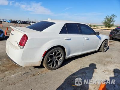 Trzecie zdjęcie samochodu z tyłu: 2018 CHRYSLER 300 VIN:2C3CCABGXJH127327 - miniatura