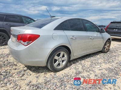 Trzecie zdjęcie samochodu z tyłu: 2015 CHEVROLET CRUZE LT VIN:1G1PC5SB2F7243254 - miniatura