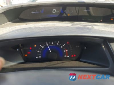 Zdjęcie 9 z 12 samochodu: 2013 HONDA CIVIC LX VIN:19XFB2F56DE098256 - miniatura