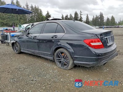 Drugie zdjęcie samochodu z przodu: 2013 MERCEDES-BENZ C 250 VIN:WDDGF4HB3DA783430 - miniatura