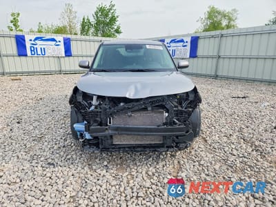 Piąte zdjęcie samochodu w środku: 2025 KIA SOUL LX VIN:KNDJ23AU3S7946055 - miniatura