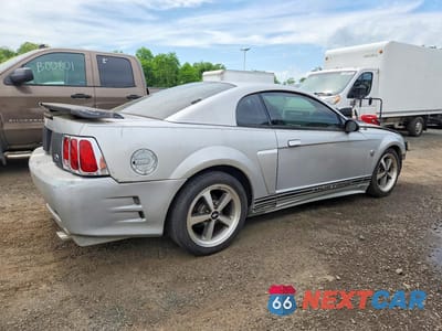 Trzecie zdjęcie samochodu z tyłu: 2004 FORD MUSTANG VIN:1FAFP40614F205983 - miniatura