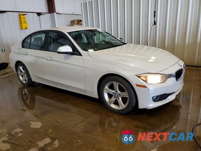 Czwarte zdjęcie samochodu z boku: 2015 BMW 320 I VIN:WBA3B1G54FNT02298 - miniatura