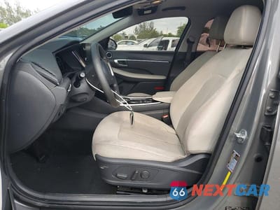 Zdjęcie 7 z 12 samochodu: 2021 HYUNDAI SONATA SEL VIN:KMHL64JA0MA145206 - miniatura