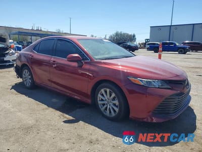 Czwarte zdjęcie samochodu z boku: 2019 TOYOTA CAMRY LE VIN:4T1B11HK3KU259302 - miniatura