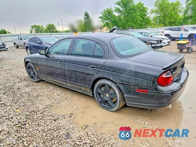 Drugie zdjęcie samochodu z przodu: 2003 JAGUAR S-TYPE R VIN:SAJEA03V031M53447 - miniatura