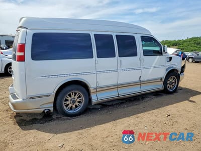 Trzecie zdjęcie samochodu z tyłu: 2010 CHEVROLET EXPRESS G1500 4LT VIN:1GBUGEB41A1133277 - miniatura