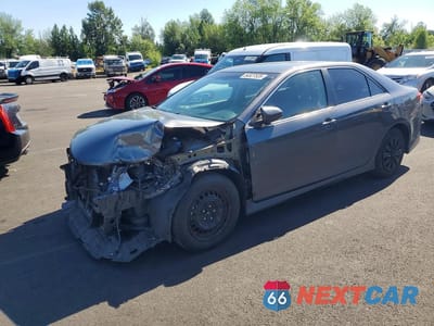 2013 TOYOTA CAMRY SE 4T1BF1FK4DU283101 - główne zdjęcie licytacji z USA - miniatura