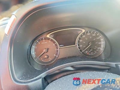 Zdjęcie 9 z 13 samochodu: 2019 NISSAN PATHFINDER SL VIN:5N1DR2MN0KC613838 - miniatura