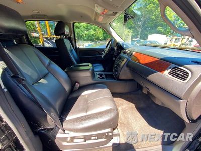 Piąte zdjęcie samochodu w środku: 2013 GMC YUKON XL K1500 SLT VIN:1GKS2KE79DR128926 - miniatura