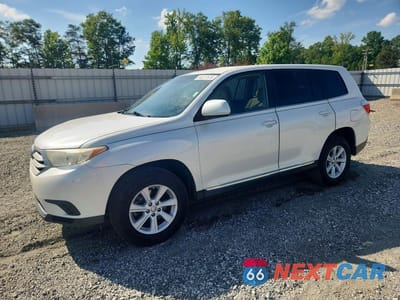 2013 TOYOTA HIGHLANDER BASE 5TDZA3EH5DS033924 - główne zdjęcie licytacji z USA - miniatura